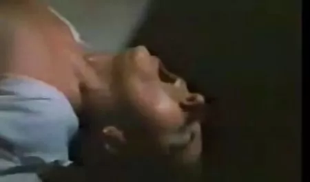 Der beste kostenlose pornos zum ansehen Blowjob meines Lebens untersucht sensibel meine Eier und poliert den Kopf