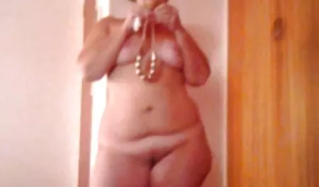 Blonde leckt ihrem Freund einen kostenlose freie deutsche pornos Punkt
