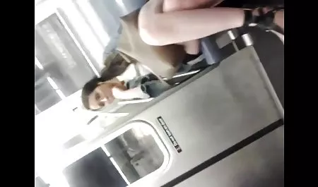 Betrunken kam am Morgen nach Hause. Der Ehemann fuhr sie ins kostenlose pornovideos anschauen Badezimmer