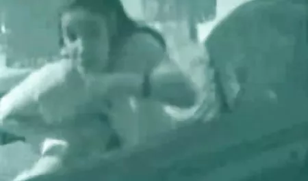Das böse Herz pornofilme im freien von Sasha geht tief in den Analbereich, den sie sehr empfiehlt