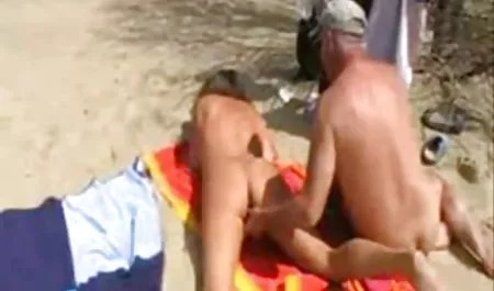 Vollbusige Kuh sattelte einen Mann kostenlose seiten omapornos