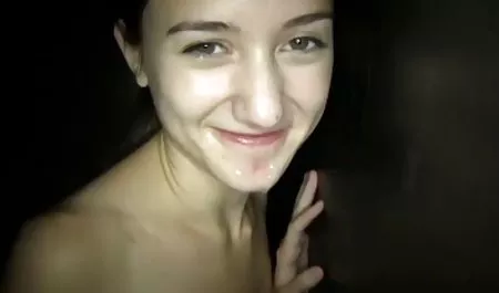 Tee mit heißen Girls freie deutschepornos Veronica und Mia