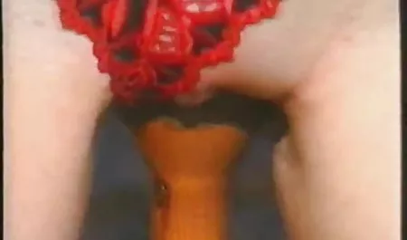 Leckte einen pornofilme im freien dicken Arsch und kam in die Vagina